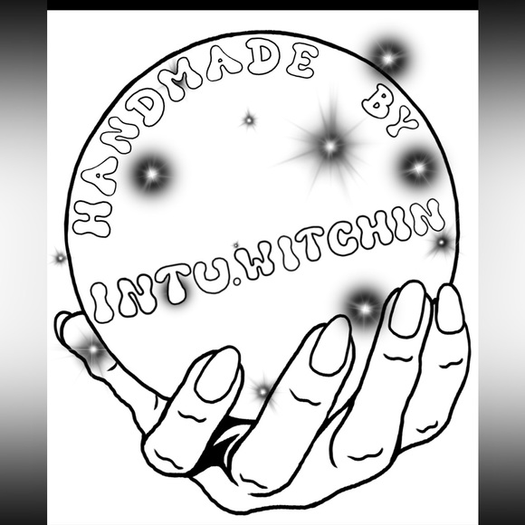 Handmade press on nails // Medium almond shape - Picture 7 of 10